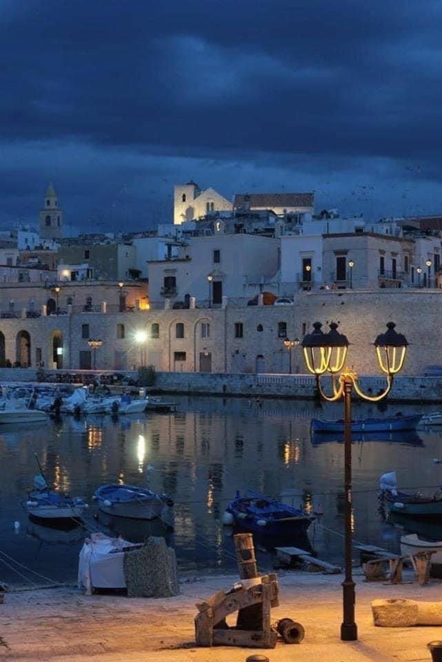 La Torre Di Dama Vila Bisceglie Exterior foto